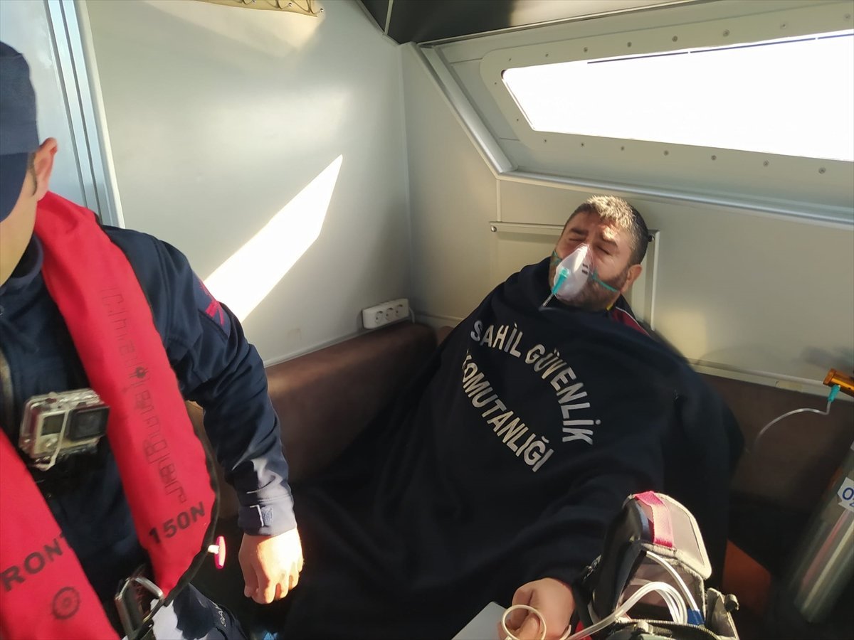 Düzce’de denizde rahatsızlanan balıkçı kıyı güvenlik botuyla kurtarıldı